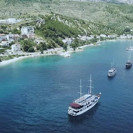 Apartman New Flat Musac With Great View Dugi Rat