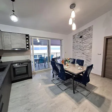 New Flat Musac With Great View * Dugi Rat