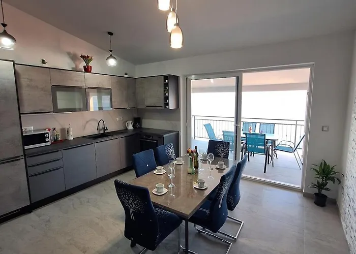 New Flat Musac With Great View Apartman *